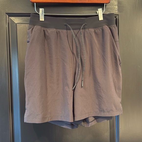 Lululemon T.H.E. Short 7” *Linerless - Picture 4 of 5